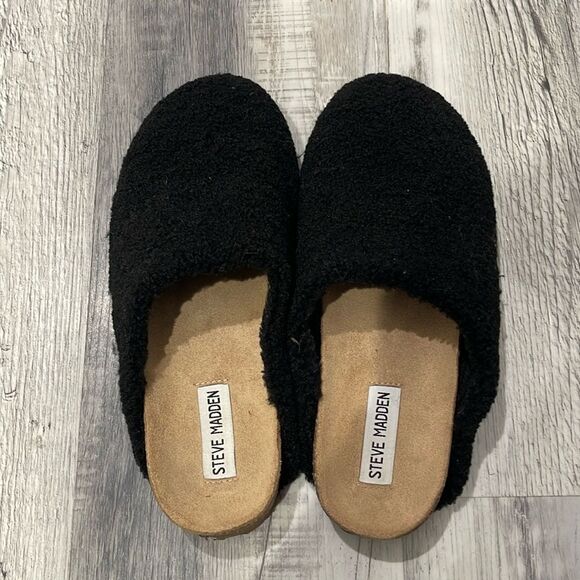 Steven Madden Sherpa Clogs Size 8 - Picture 1 of 4